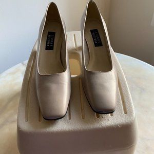 Stuart Weitzman women's dress shoe size 11AAA
